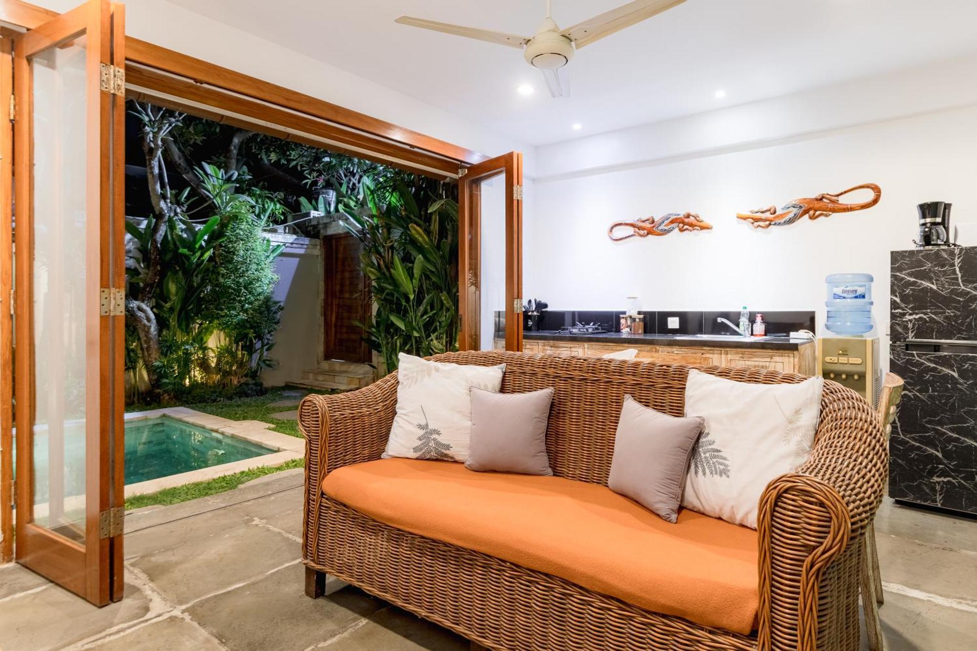 Two Lizards Beach Villas Sanur Exterior foto