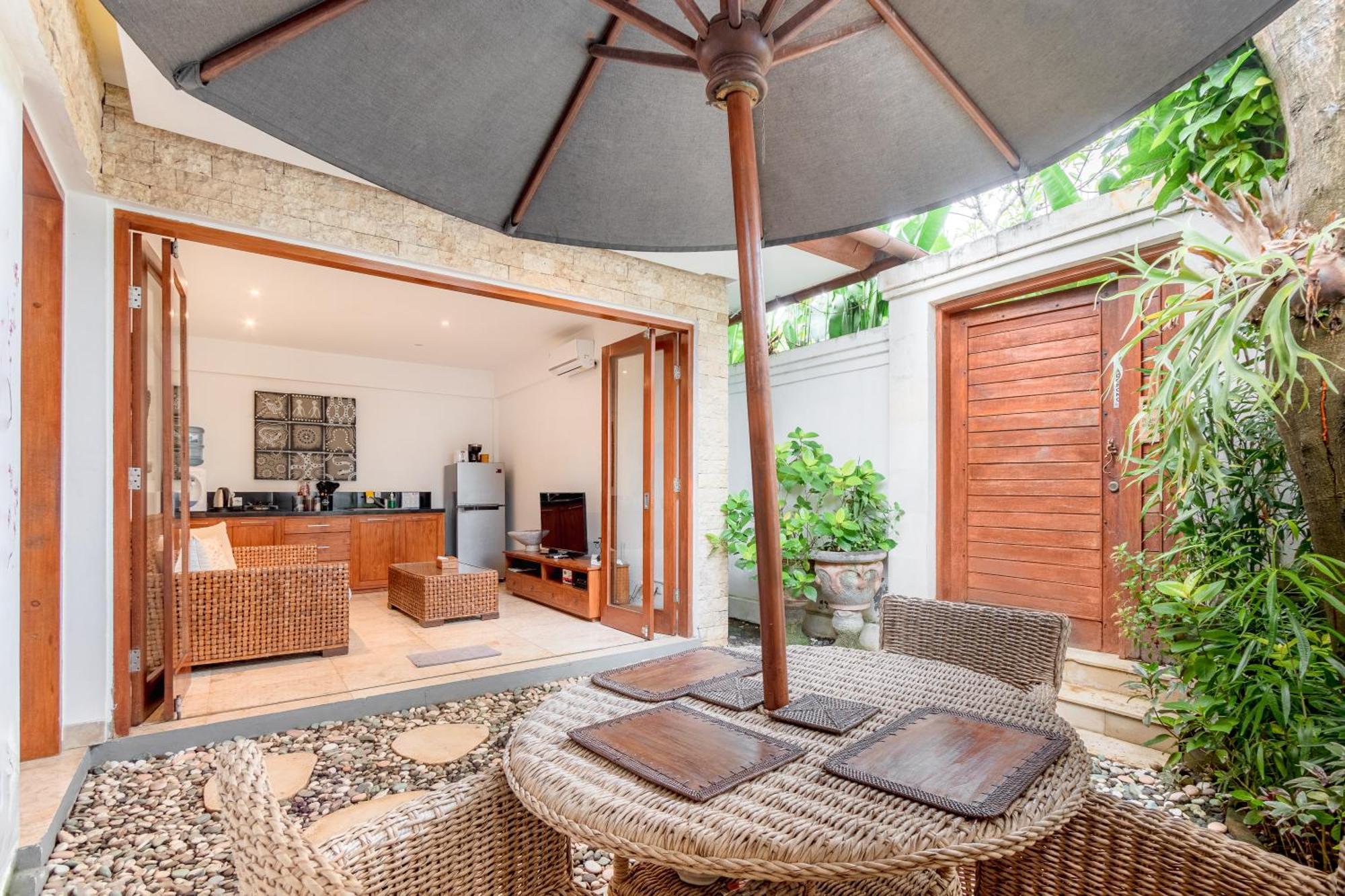 Two Lizards Beach Villas Sanur Exterior foto